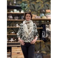 Big Triangle Scarf Lot Off white