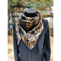 Triangle Scarf Panter Print 