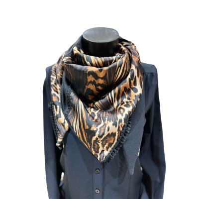 Triangle Scarf Panter Print 