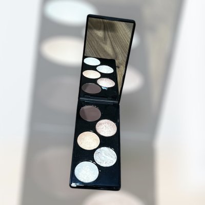 Eye shadow palette Lumiere (4 colors)